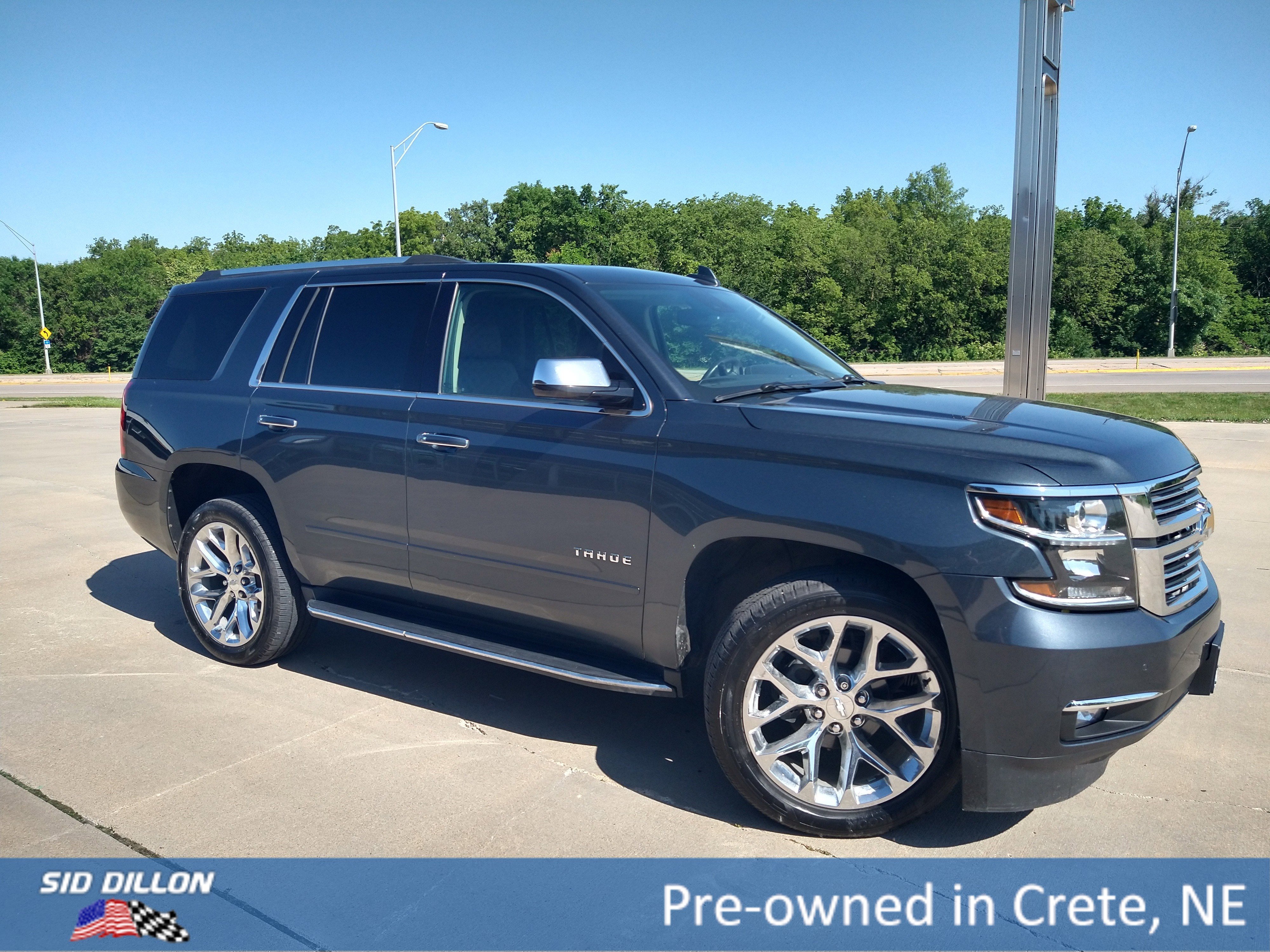 Used 2020 SHADOW GRAY METALLIC Chevrolet Premier image 18