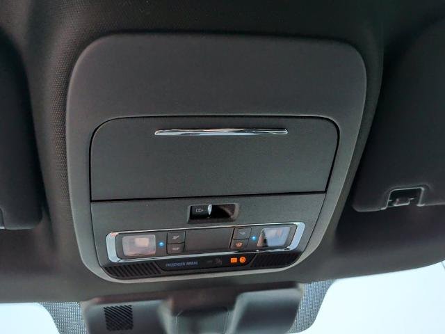 New 2026 Star White Metallic Tri-Coat Ford F-250® Platinum® image 74