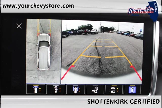 Used 2023 Silver GMC Denali image 36