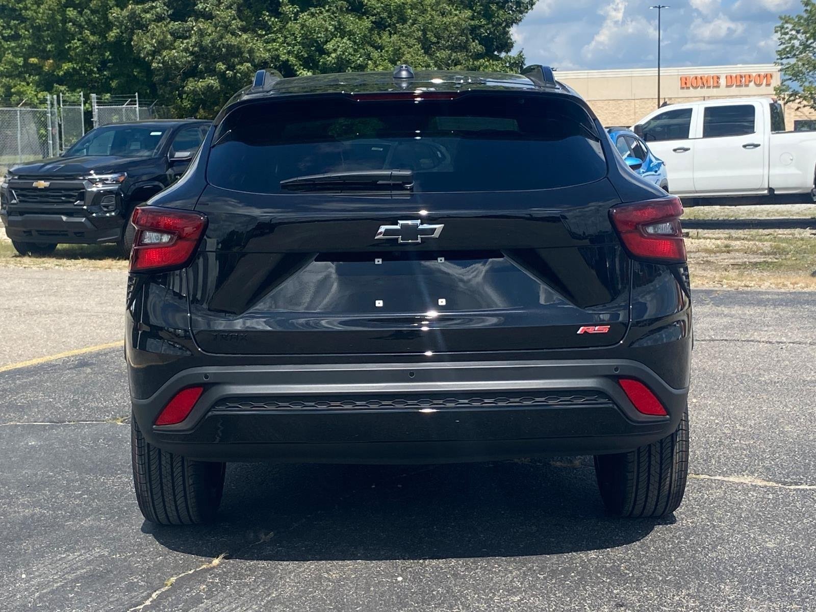 New 2026 MOSAIC BLACK METALLIC CHEVROLET  image 5