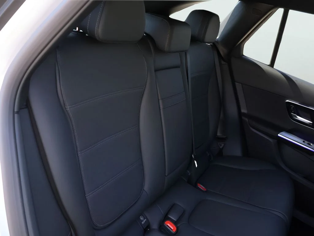 New 2026 Cirrus Silver Metallic Mercedes-Benz GLC 300 image 12