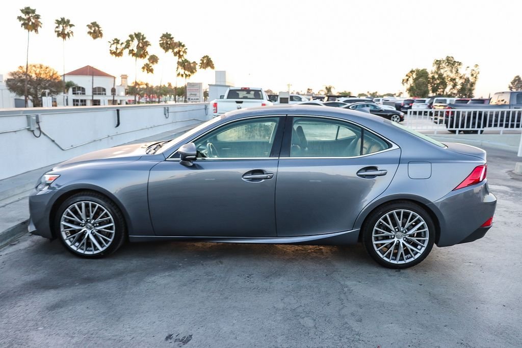 Used 2016 Gray Pearl Lexus 200t image 14