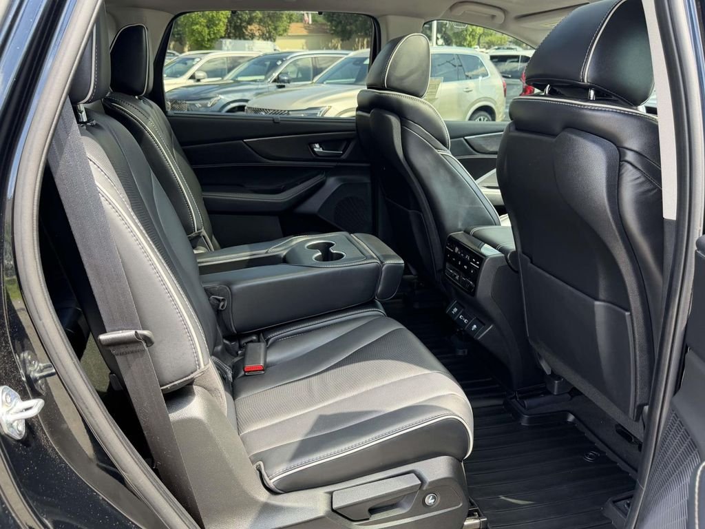 Used 2022 Black Acura Advance image 13
