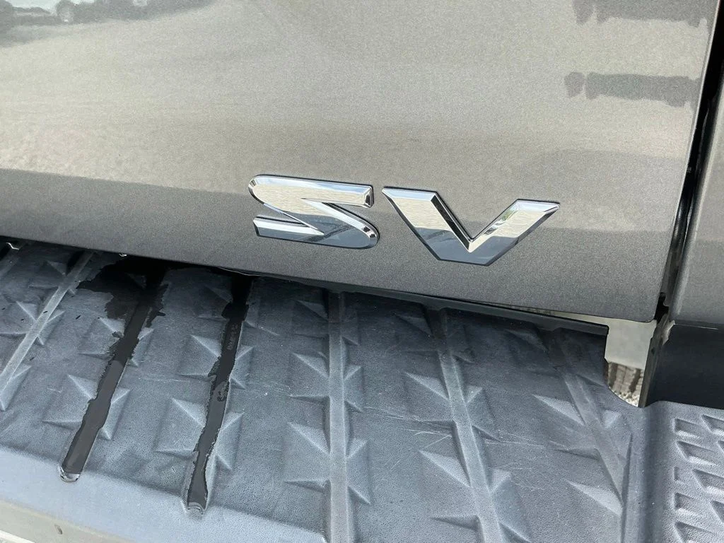 Used 2021 Gray Nissan SV image 24