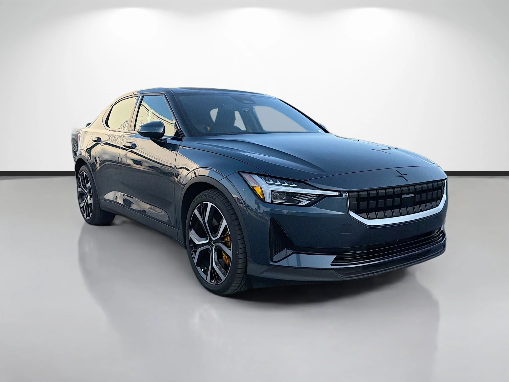 Used 2022 Midnight Polestar Long Range Dual Motor image 1