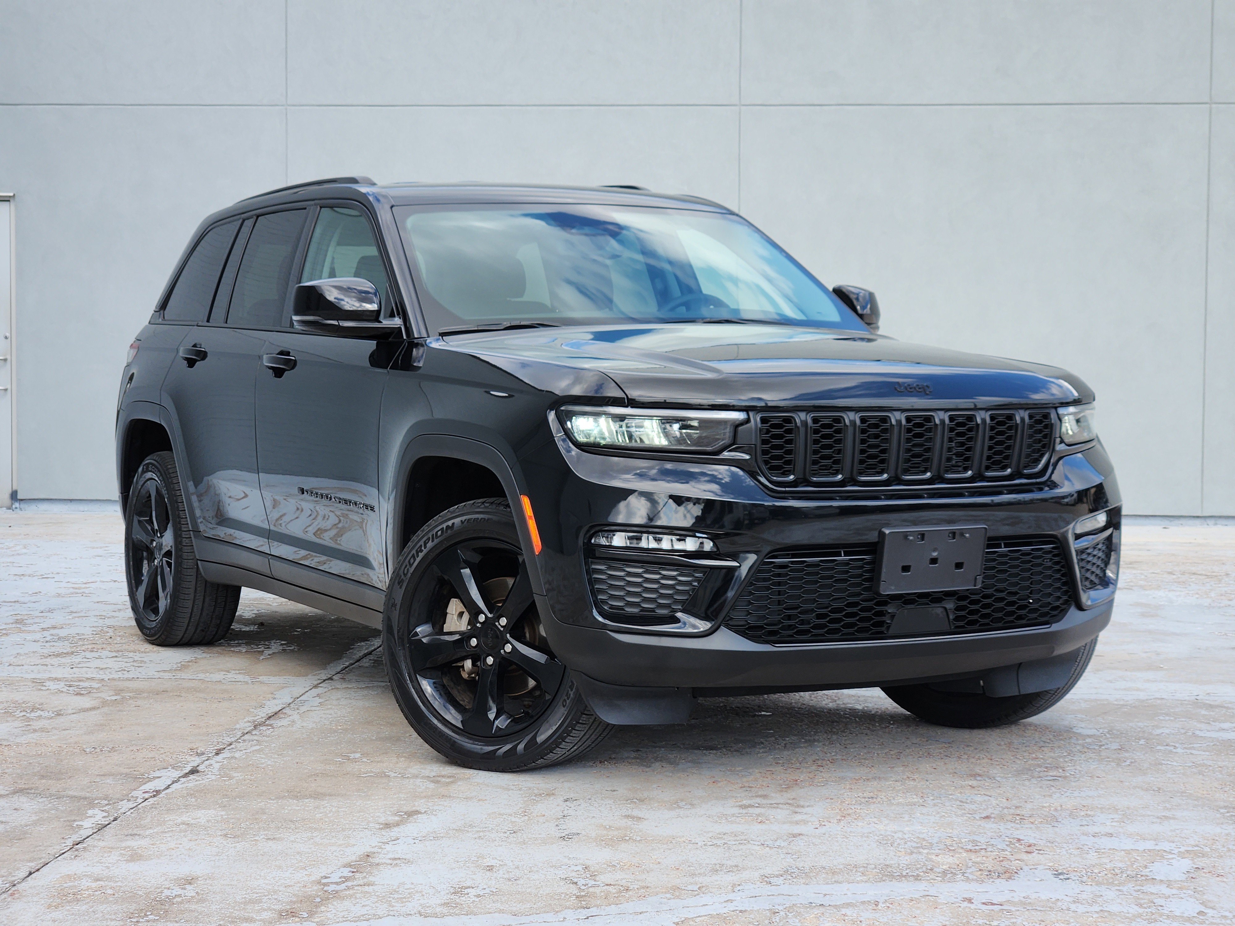 2023 Jeep Grand Cherokee Limited 4x4's photo