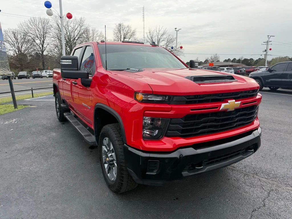 Used 2025 Chevrolet Silverado 2500HD Custom with VIN 2GC4KME71S1150196 for sale in Little Rock