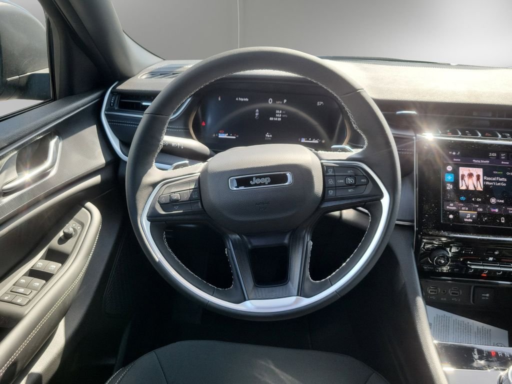 2025 Jeep Grand Cherokee L Laredo - Photo 13