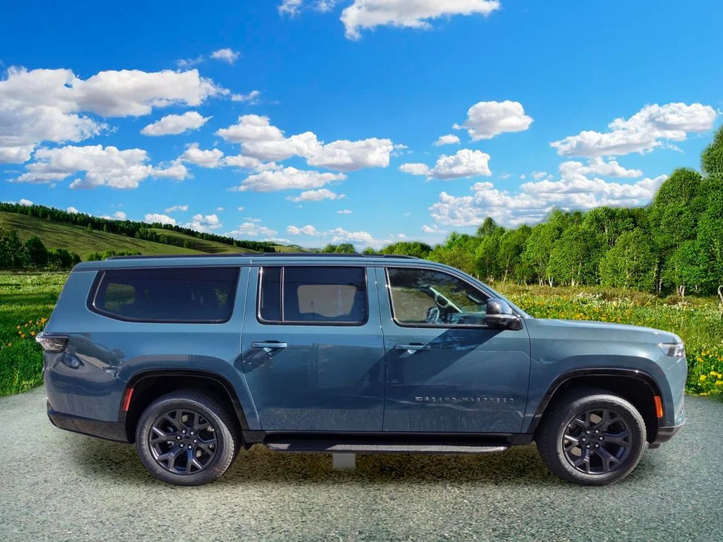 New 2026 Steel Blue Exterior Paint Jeep Limited Altitude image 7