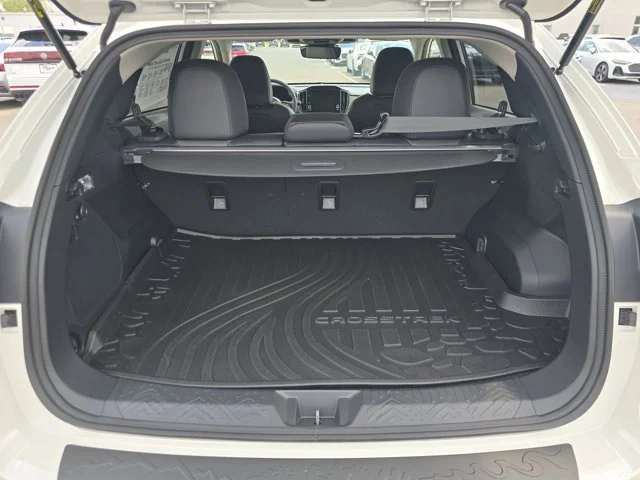 New 2026 CRYSTAL WHITE PEARL Subaru Limited Hybrid image 17