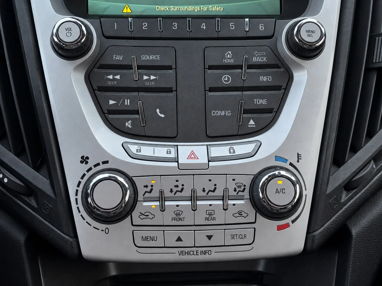 Used 2015 Sea Grass Chevrolet LT w/1LT image 18