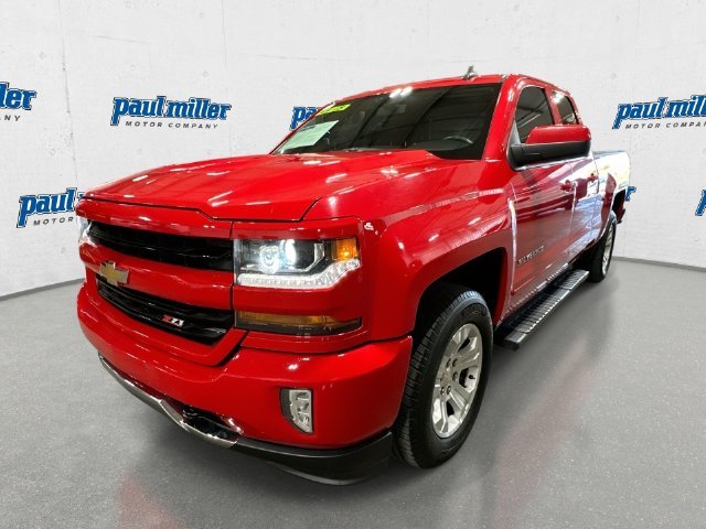Used 2016 Red Chevrolet LT image 1