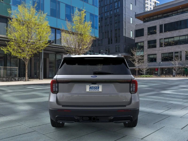 New 2026 Carbonized Gray Metallic Ford ST-Line image 5