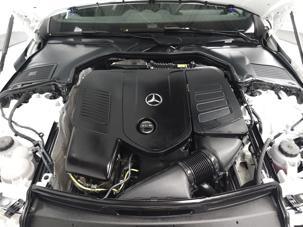 Used 2026 Polar White Mercedes-Benz C 300 image 31