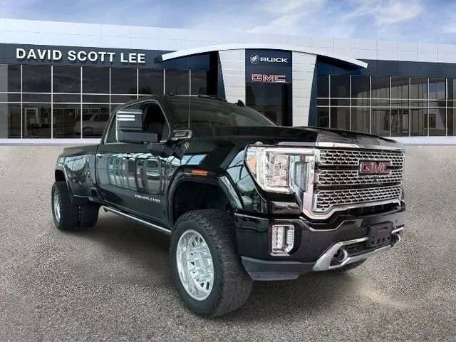 Used 2023 Onyx Black GMC Denali DRW image 1
