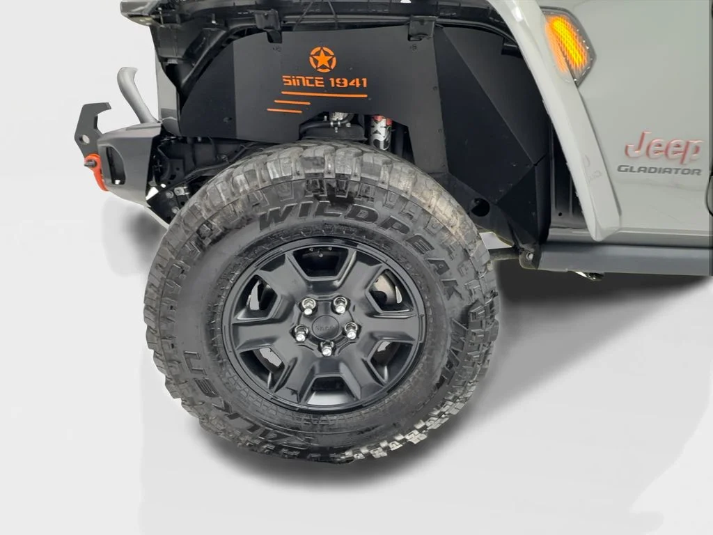 Used 2021 Gray Jeep Mojave image 14