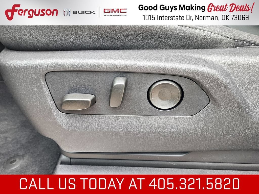 2026 GMC Sierra 1500 SLT - Photo 18