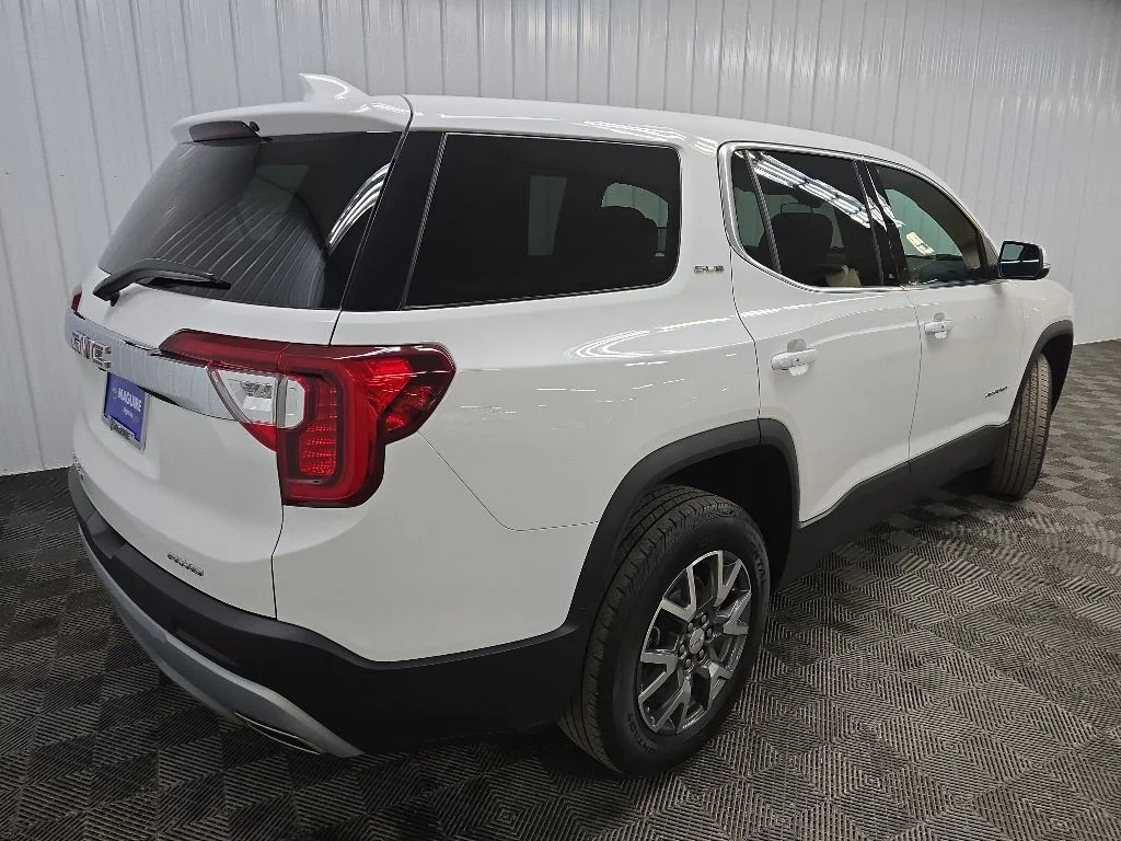 Used 2023 White GMC SLE image 10