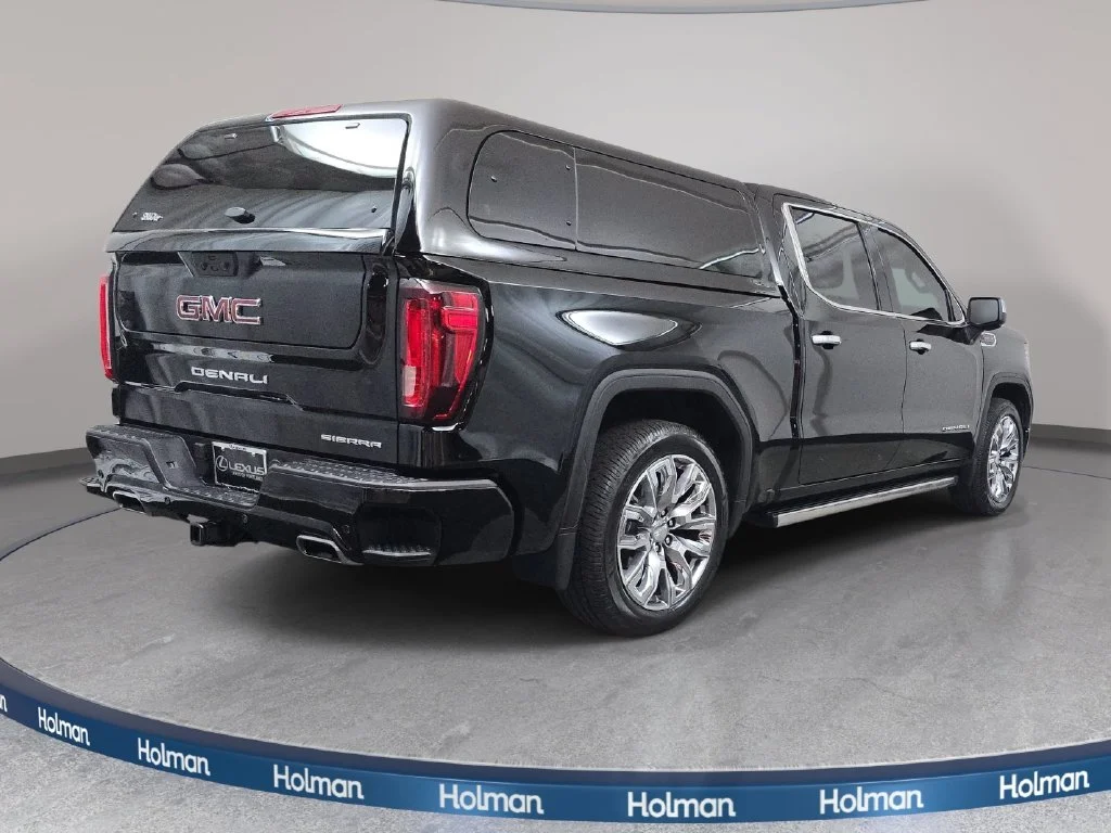 Used 2024 Black GMC Denali image 6