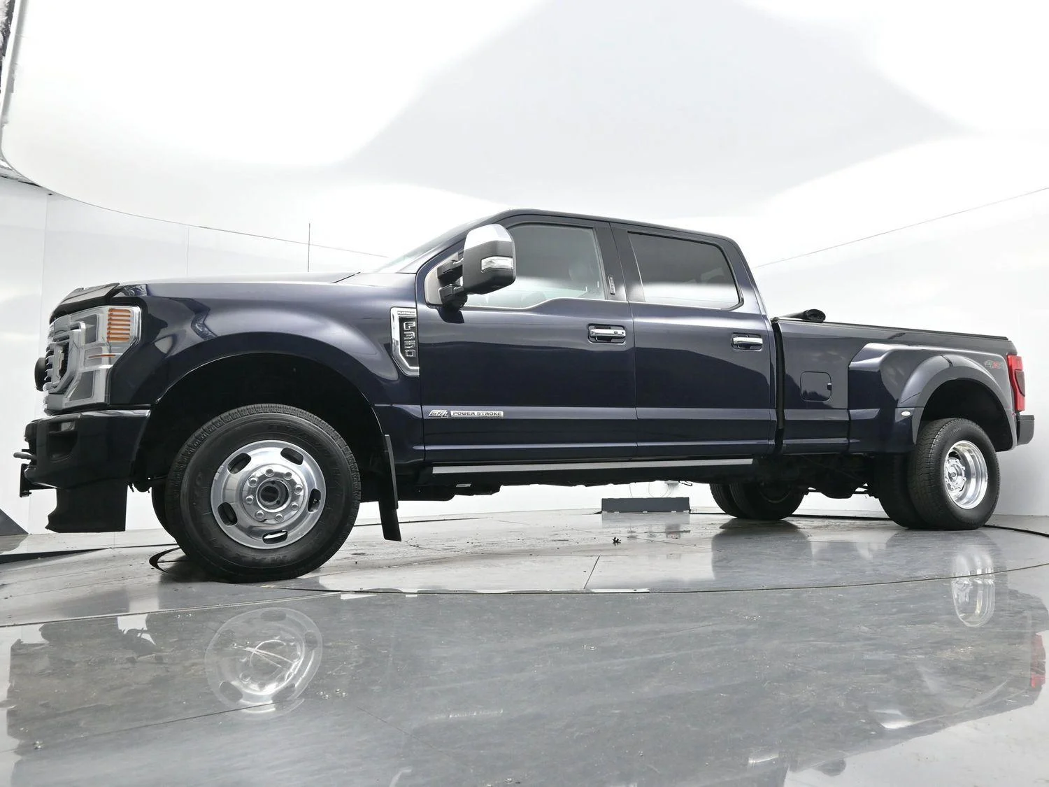 Used 2022 Antimatter Blue Metallic Ford Platinum image 54