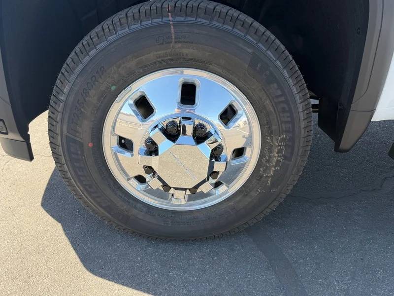 New 2026 Summit White GMC Denali DRW image 25