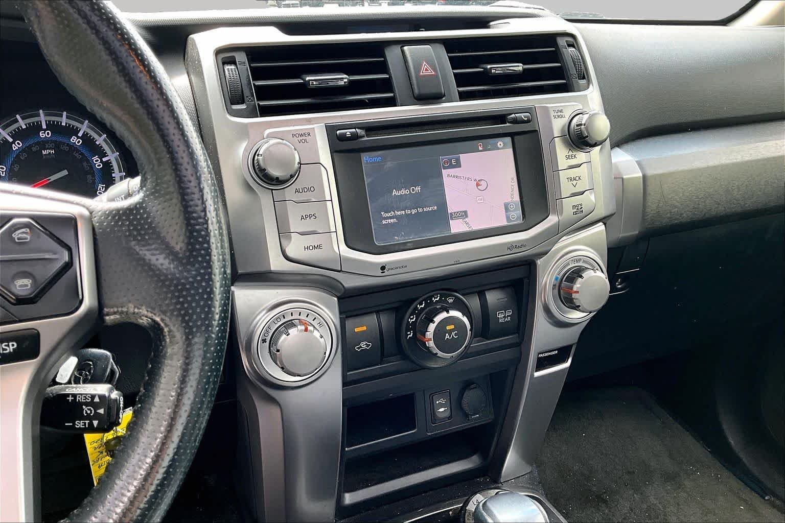 Used 2015 Classic Silver Metallic Toyota SR5 Premium image 6
