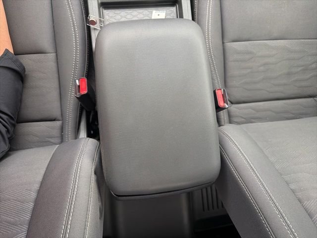 Used 2022 Red Nissan SV image 37