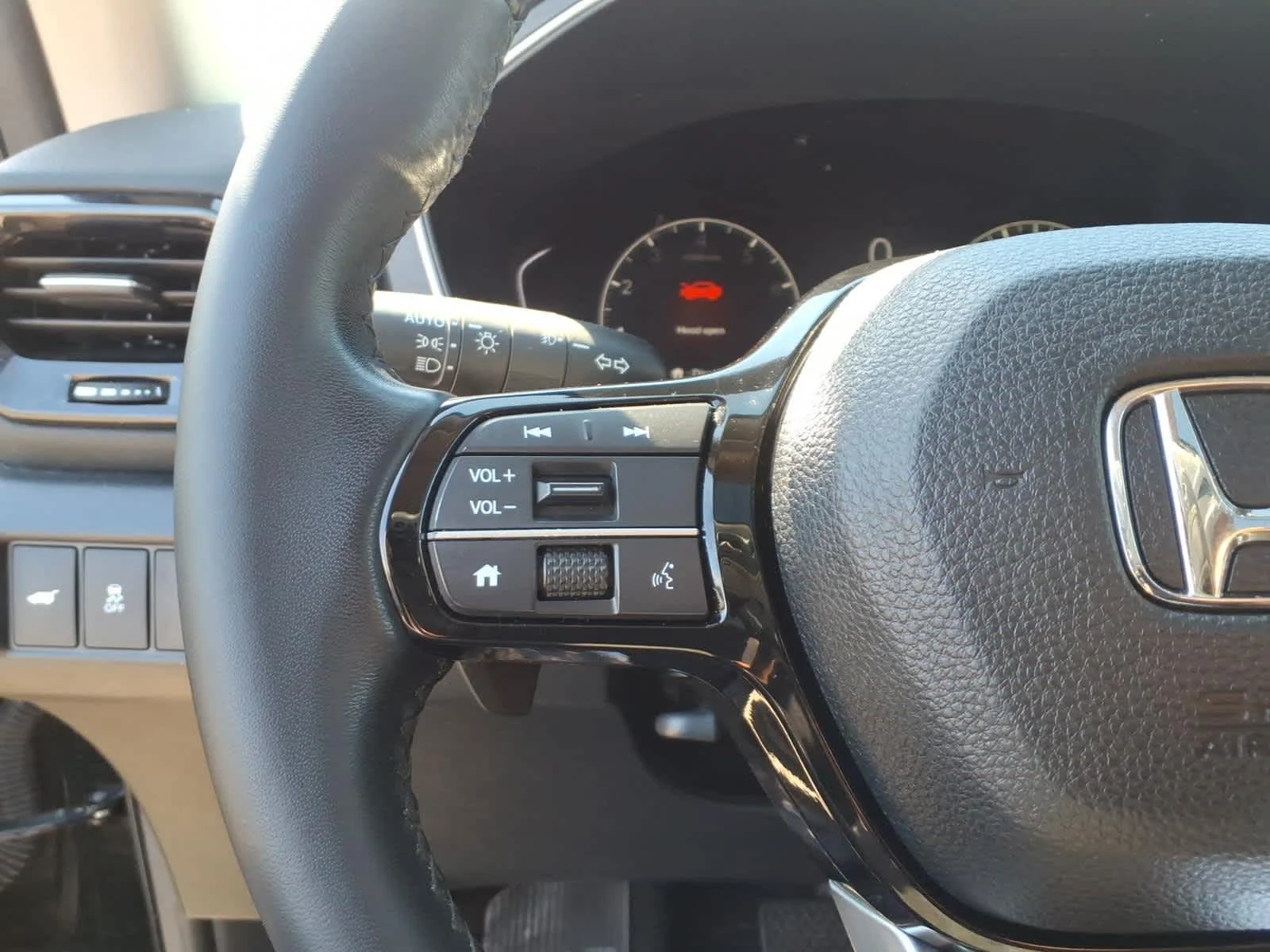 2024 Honda Pilot Touring - Photo 22