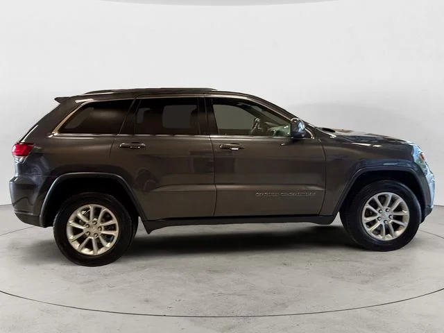 Used 2021 Gray Jeep Laredo E image 6