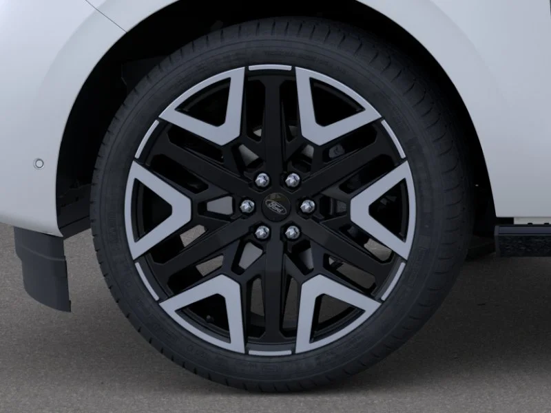 New 2026 Star White Metallic Tri-Coat Ford MAX Platinum® image 19