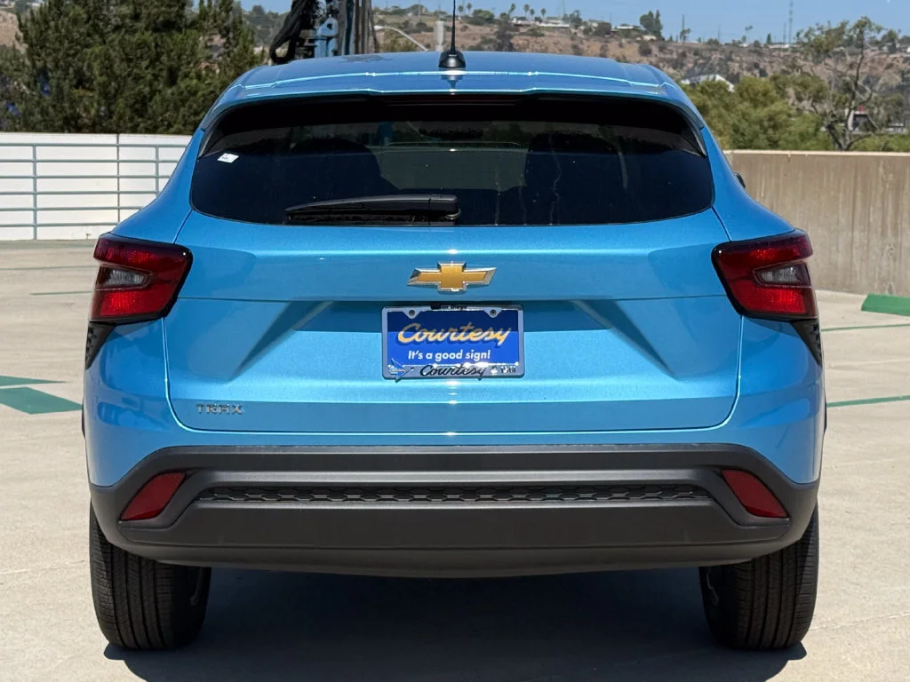2026 Chevrolet Trax LS - Photo 7