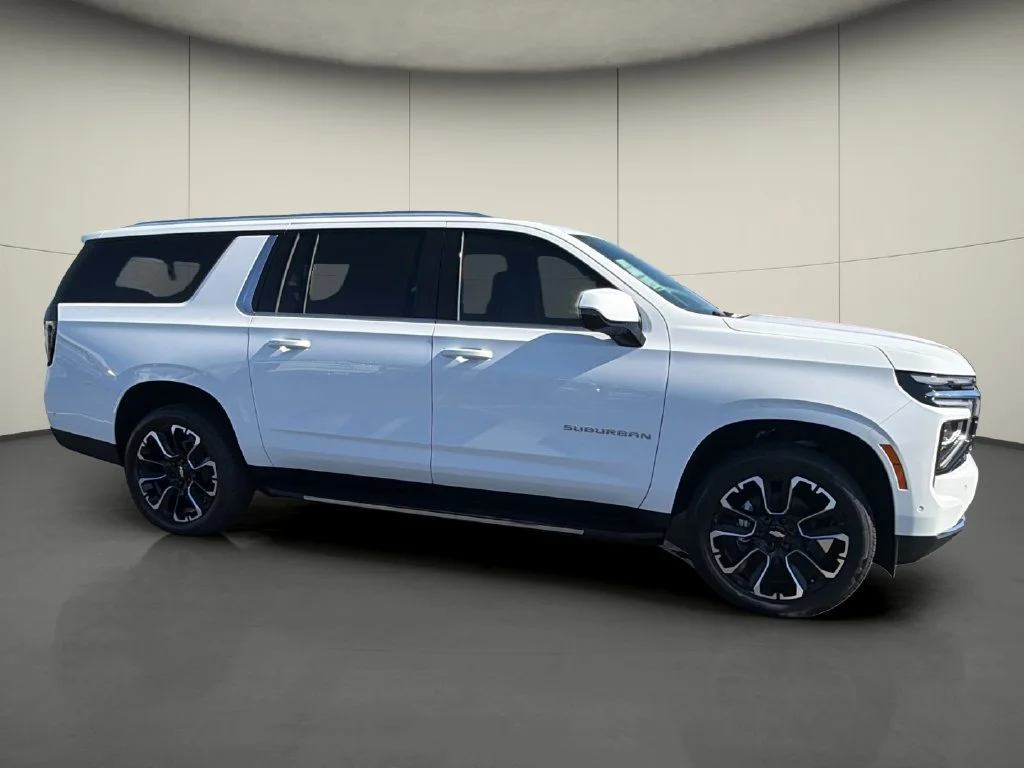 New 2026 Summit White Chevrolet LT image 8