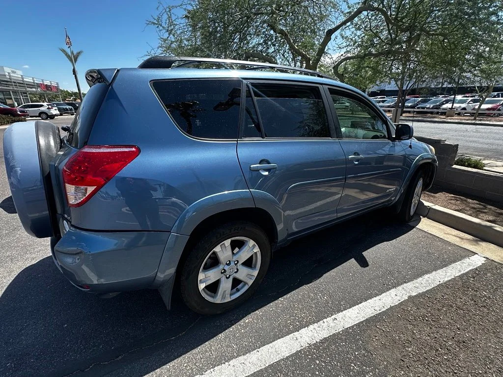 Used 2007 Blue Toyota Sport image 3