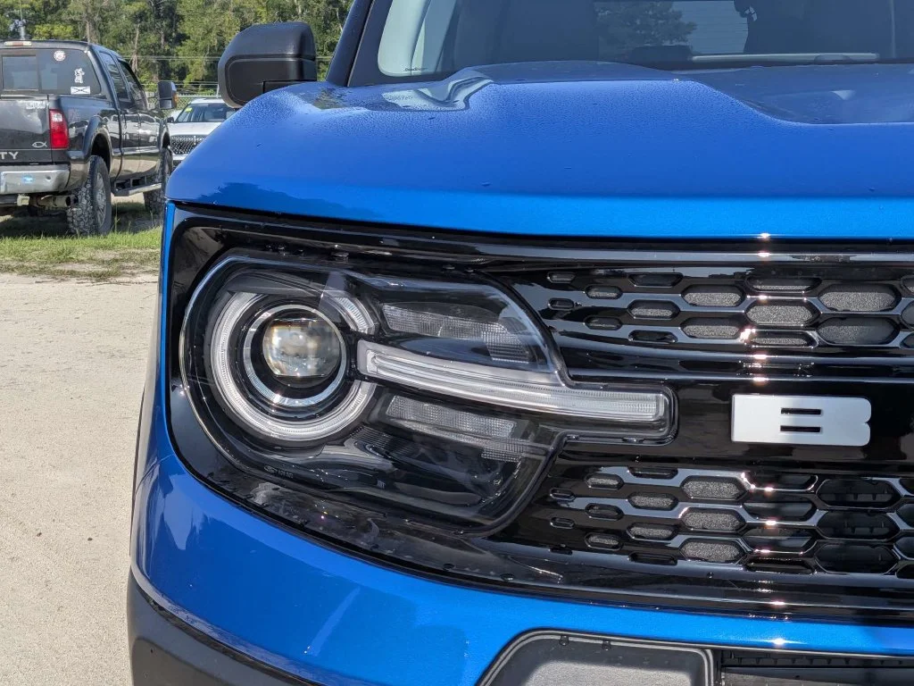 New 2026 Velocity Blue Metallic Ford Outer Banks® image 8