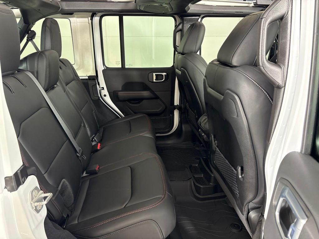 New 2026 Bright White Clearcoat Jeep Rubicon X image 21