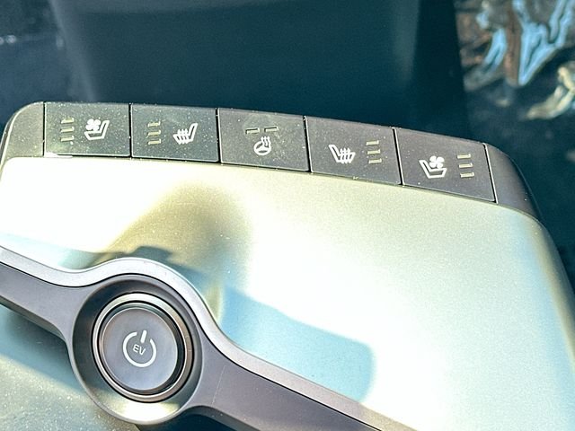 2025 Kia EV6 Wind - Photo 20