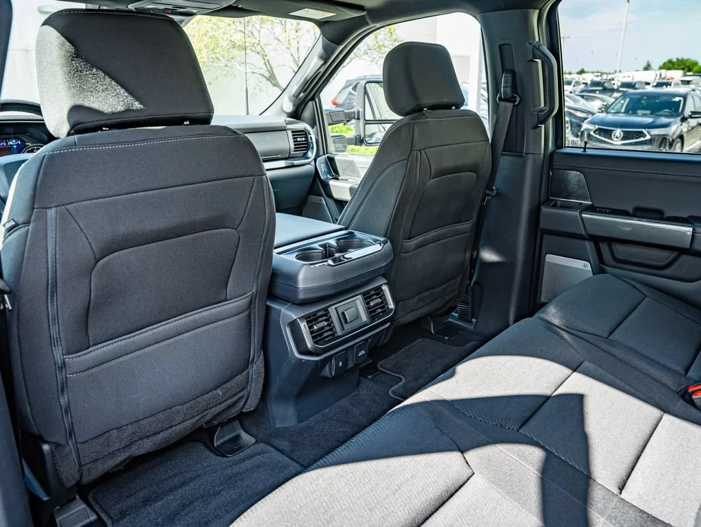 Used 2023 Area 51 Blue Ford XLT image 37