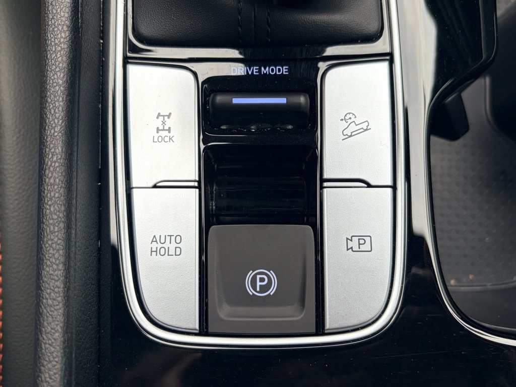 Certified Used 2025 Rockwood Green Hyundai Limited image 18