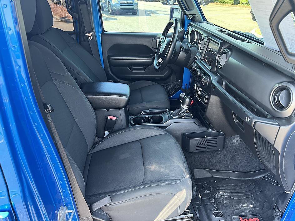 Used 2021 Hydro Blue Pearlcoat Jeep Sport S image 17