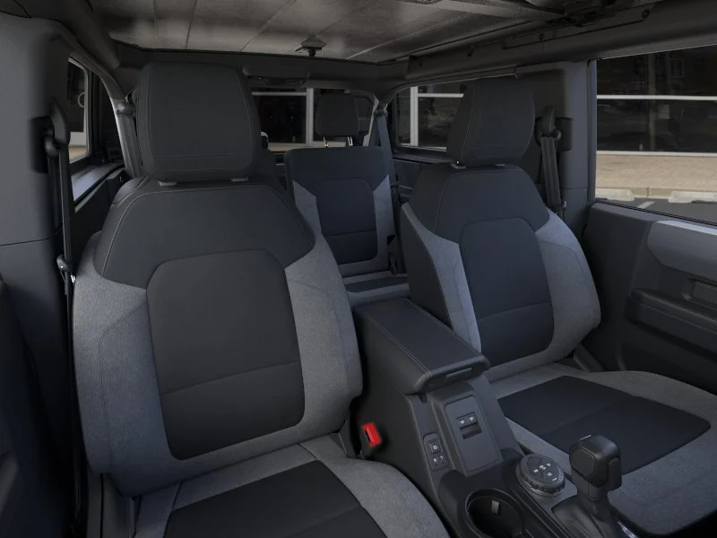 2025 Ford Bronco 2-Door Base - Photo 10