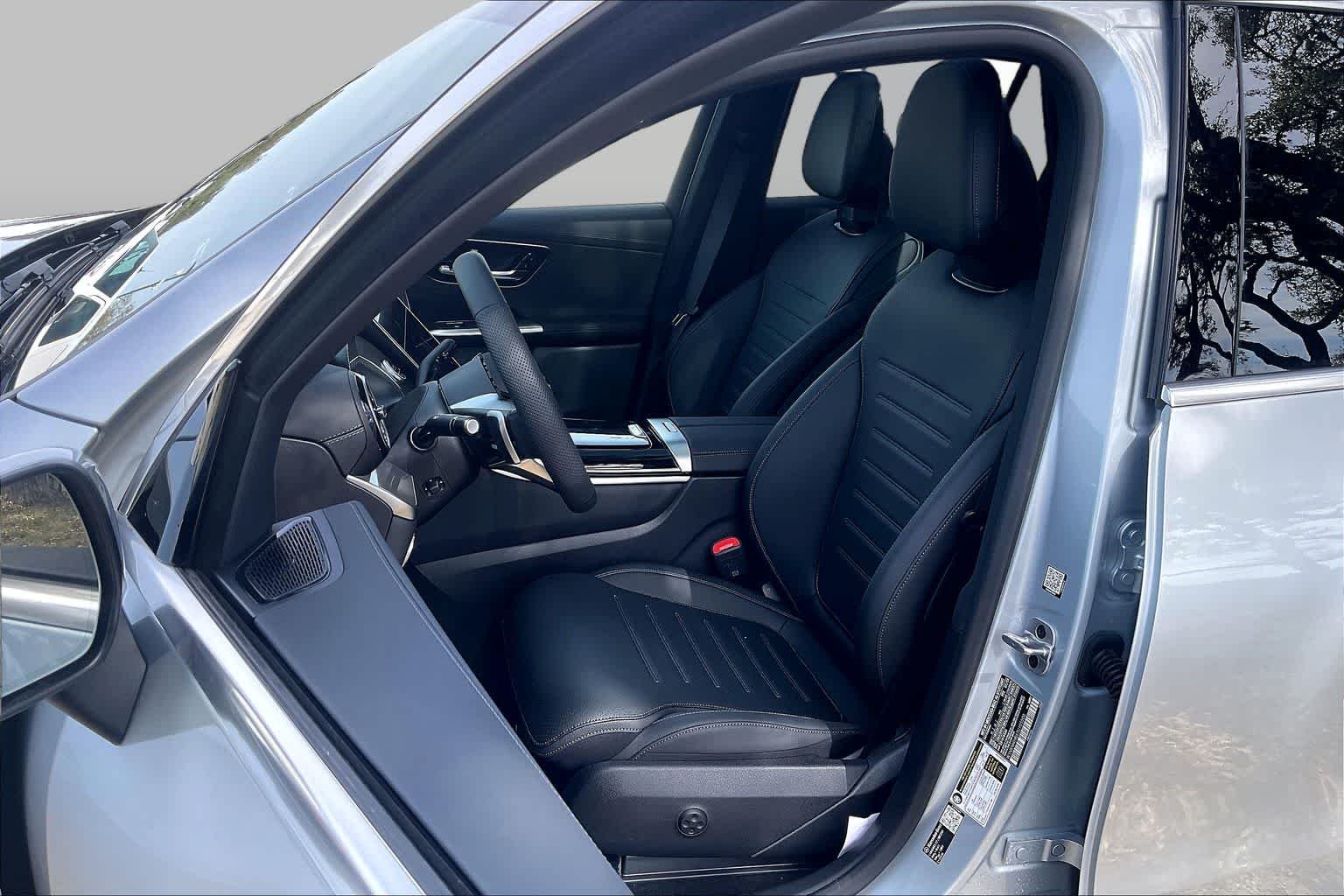New 2026 Cirrus Silver Metallic Mercedes-Benz GLC 300 image 13