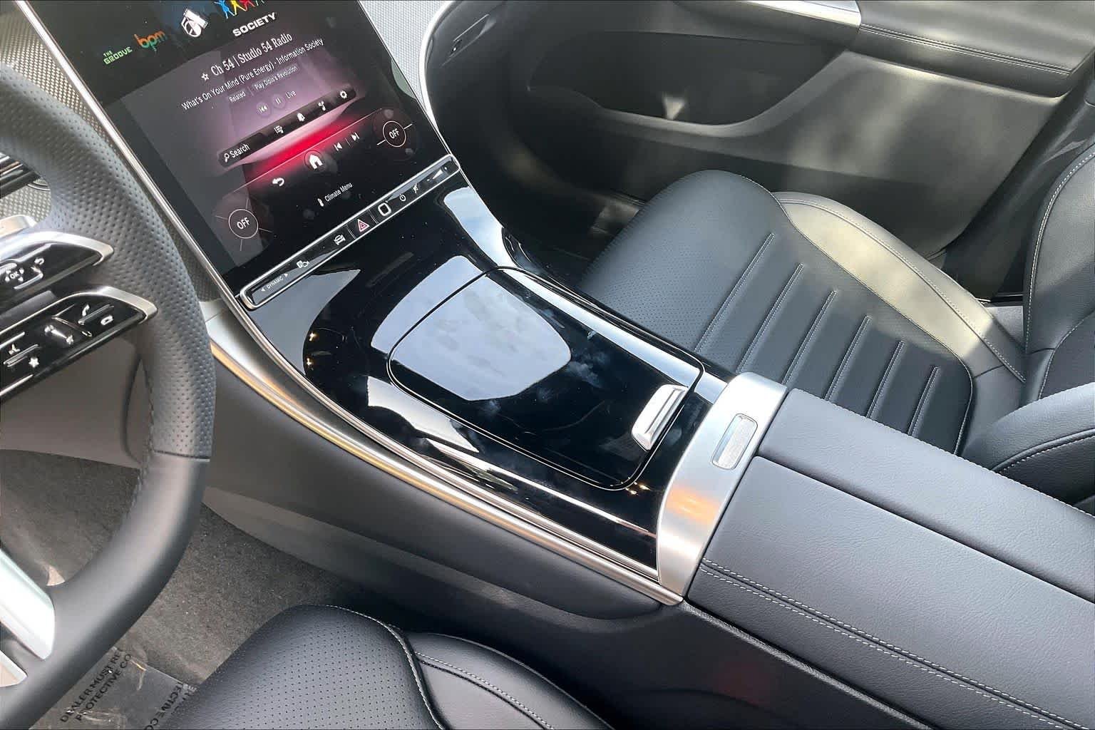 New 2026 Cirrus Silver Metallic Mercedes-Benz GLC 300 image 10