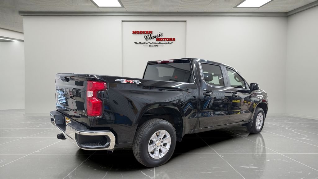 Used 2026 Black Chevrolet LT image 7