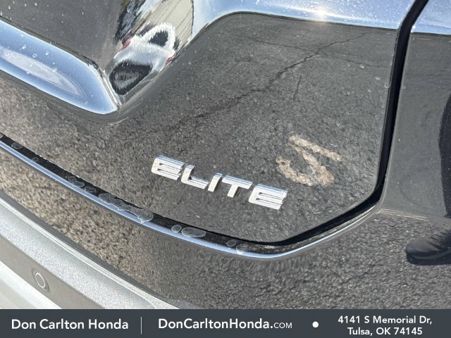 Used 2025 Crystal Black Pearl Honda Elite image 7