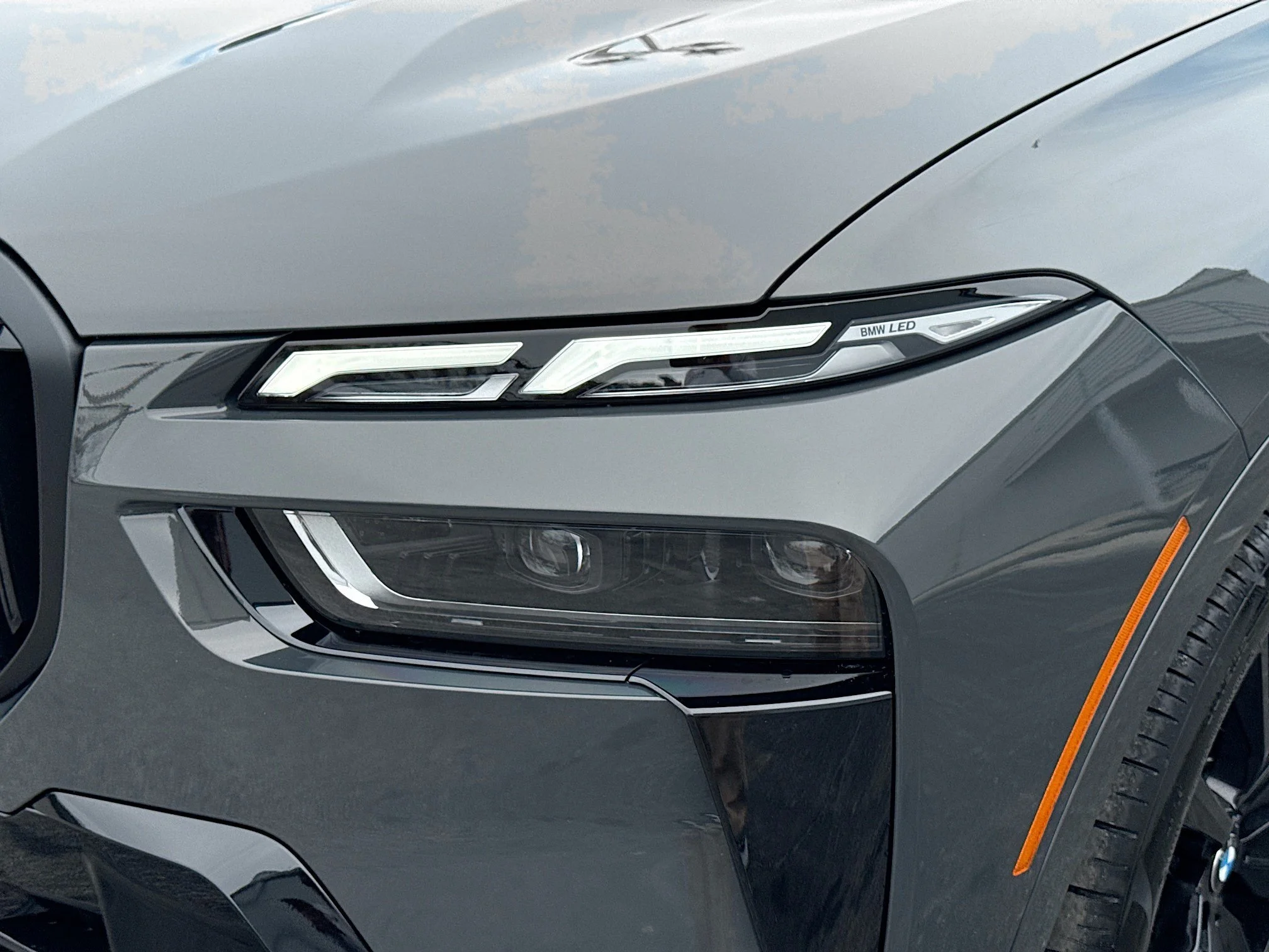 New 2027 Dravit Grey Metallic BMW xDrive40i image 9