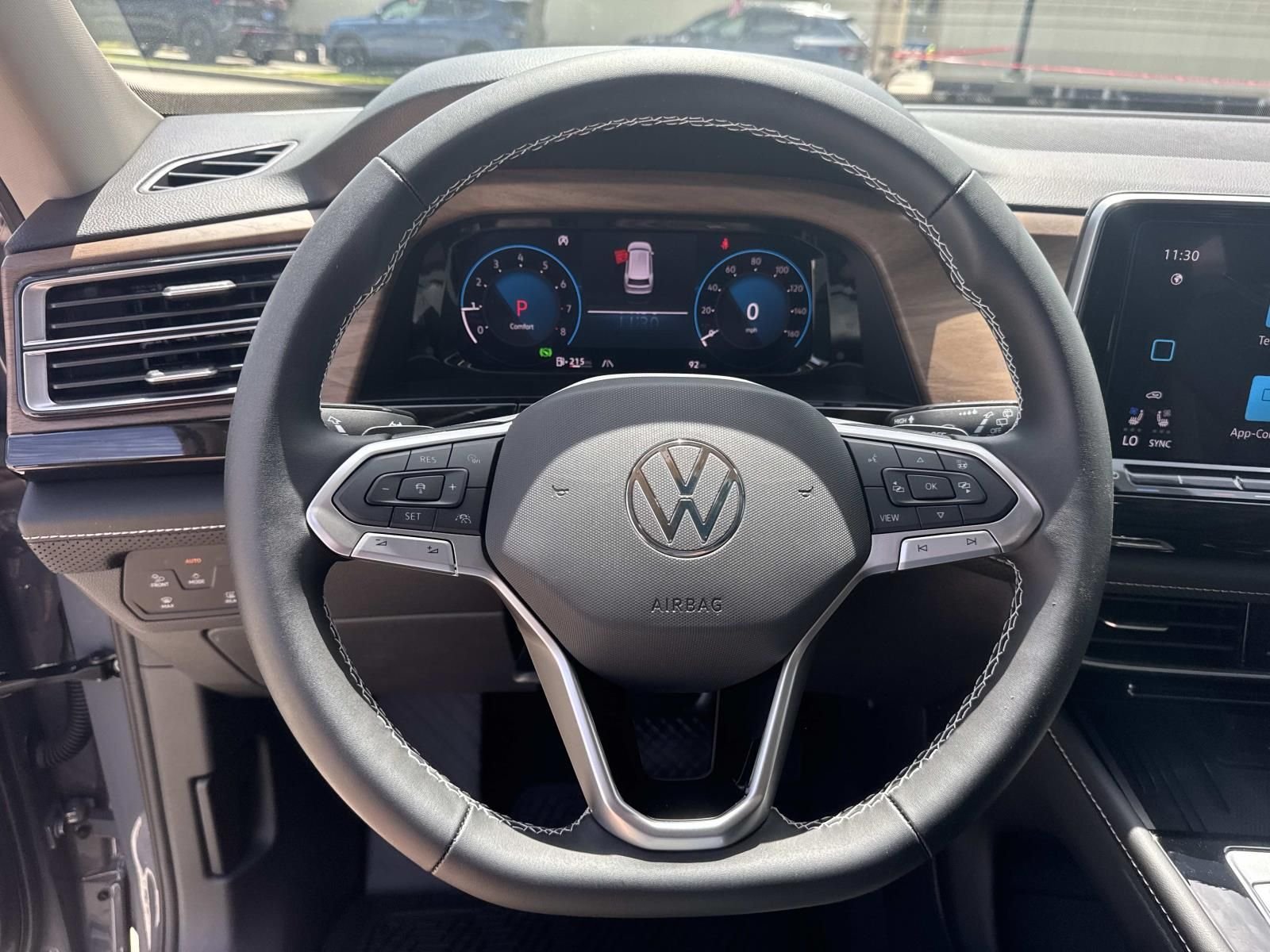 2026 Volkswagen Atlas SE w/Tech - Photo 14