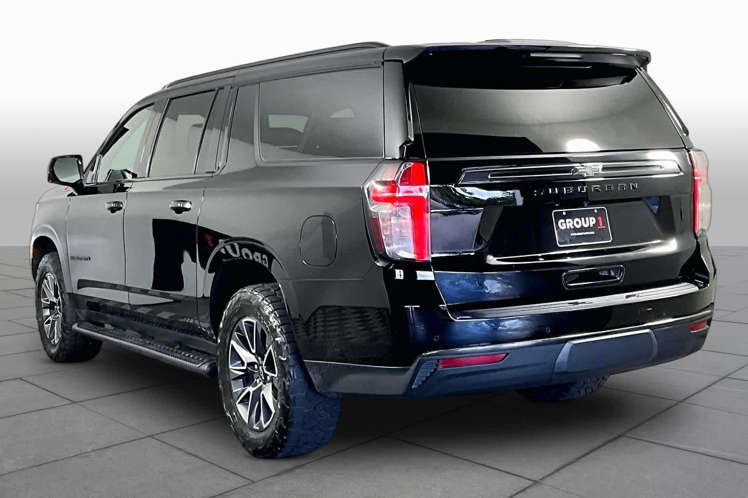Used 2021 BLACK Chevrolet Z71 image 12