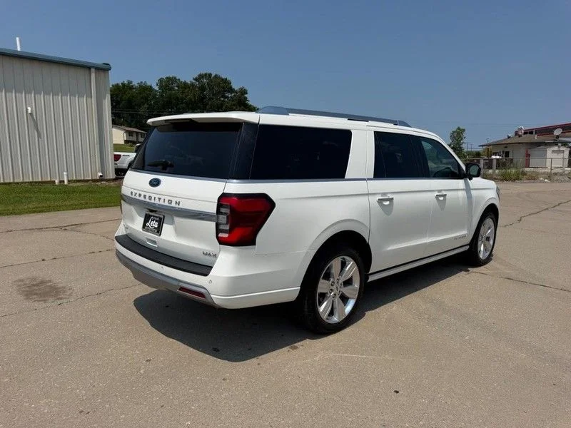 Used 2023 White Ford Platinum image 3