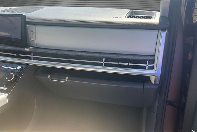 Used 2025 Brown Hyundai Calligraphy image 29