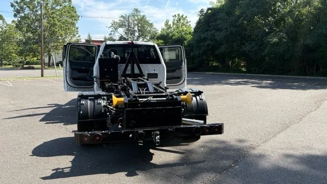 2026 Ford F-550 Super Duty Chassis Cab XL - Photo 37
